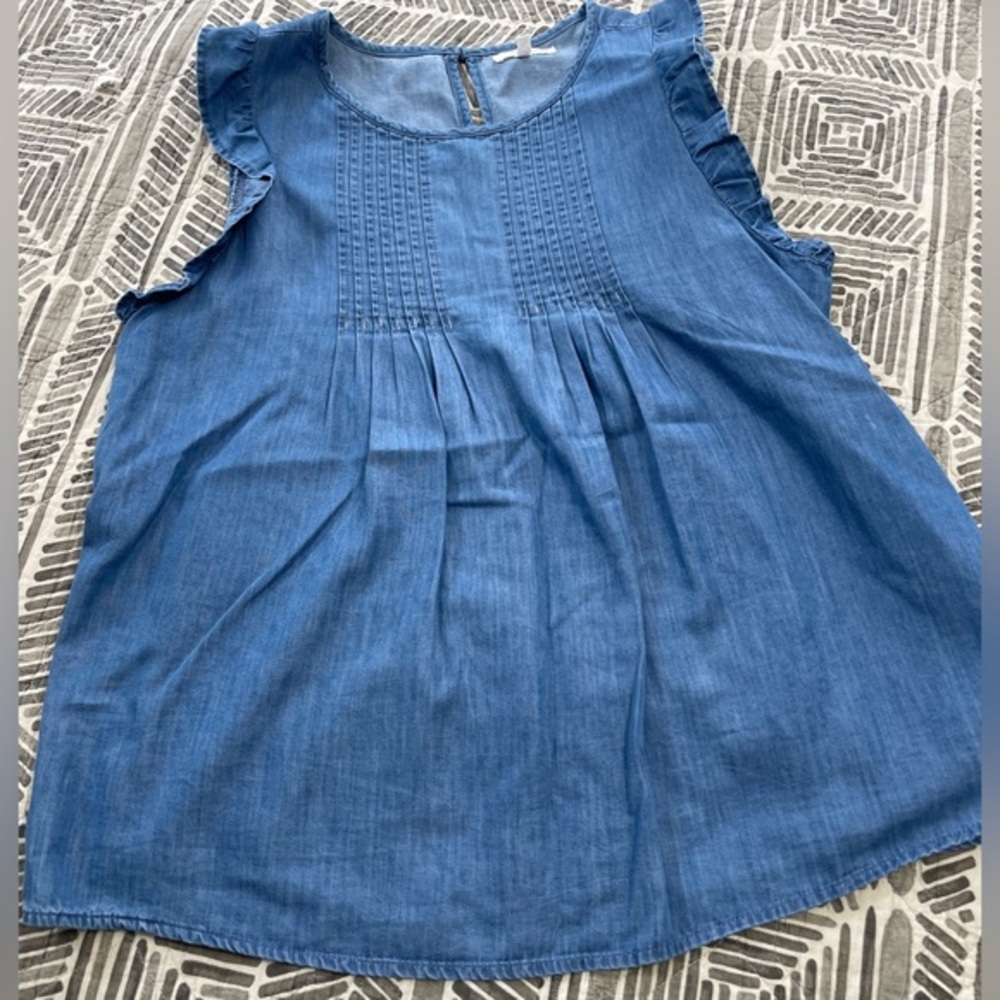 Maurice’s flutter sleeve denim top